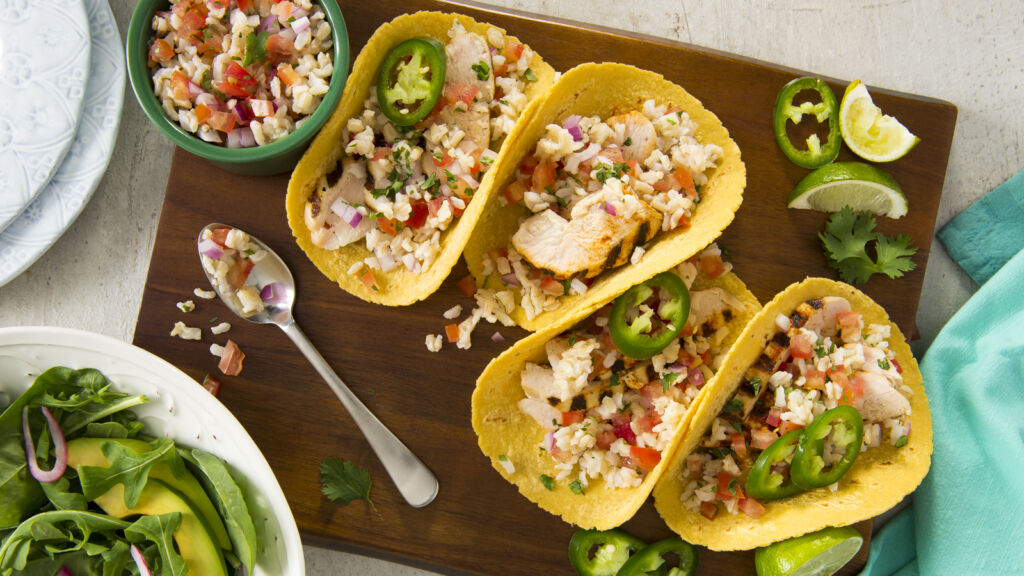 Grilled-chicken-and-rice-tacos-with-brown-rice