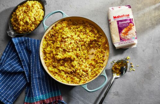 Lentils-and-rice-dish-with-mahatma-jasmine-rice-and-caramelized-onions