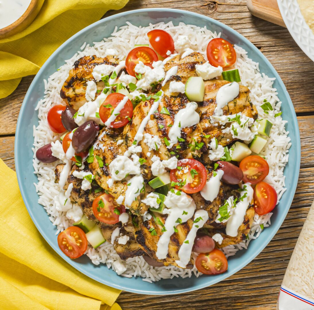 Souvlaki de pollo con arroz basmati