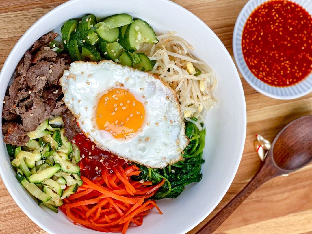 korean-bibimbap-with-beef-fried-egg-and-vegetables